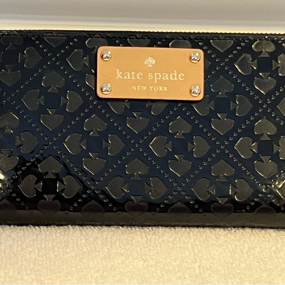 Kate Spade New York- Patent Leather Wallet